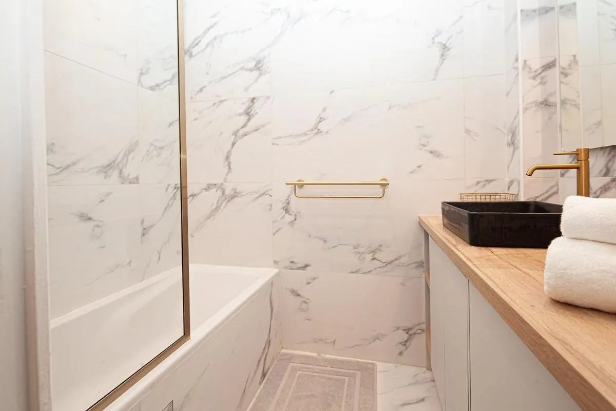 15 - Tour Montparnasse - Bd Pasteur - 2 Pieces Appartement Parijs