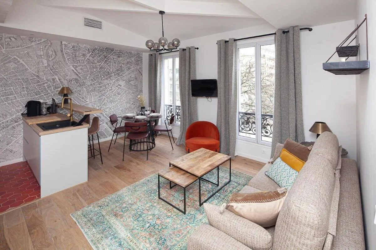 Apartment 15 - Tour Montparnasse - Bd Pasteur - 2 Pieces *